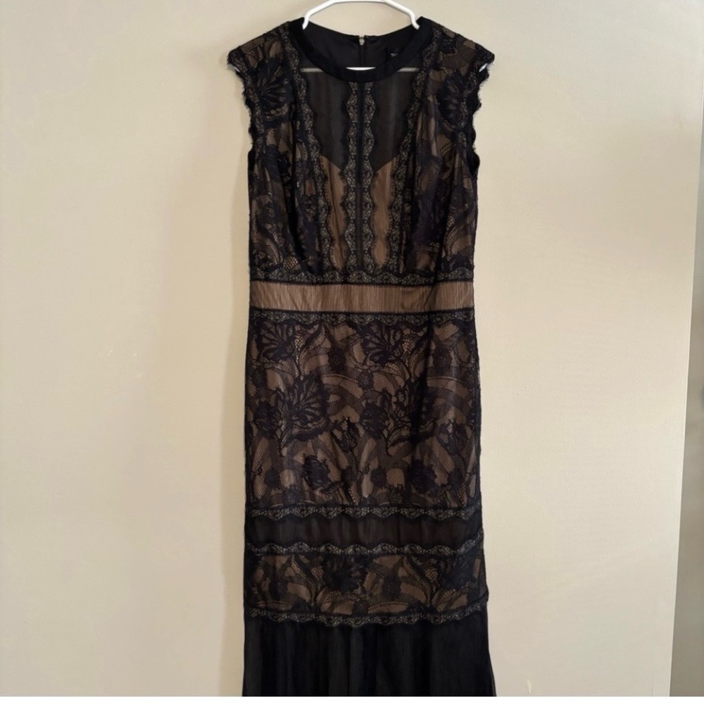 Tadashi Shoji Mermaid Gown - Picture 2 of 8